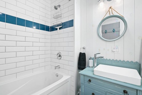 Salle de bains - 54 Ch. Wharf, Bristol, QC - Indoor Photo Showing Bathroom