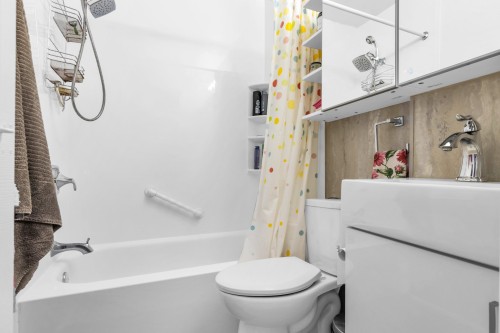 Salle de bains - 522 Rue Osborne, Montréal (Verdun/Île-Des-Soeurs), QC - Indoor Photo Showing Bathroom