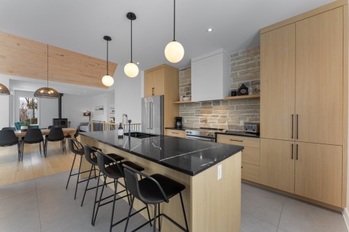 Cuisine - 190 Allée Du 2E, Mont-Blanc, QC - Indoor Photo Showing Kitchen With Upgraded Kitchen