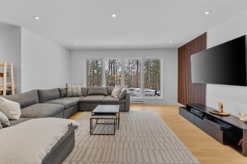 Salon - 190 Allée Du 2E, Mont-Blanc, QC - Indoor Photo Showing Living Room