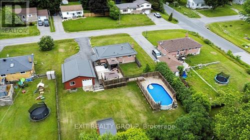 29 BARRY ROAD  Quinte West (Murray Ward), ON K8V 0M3