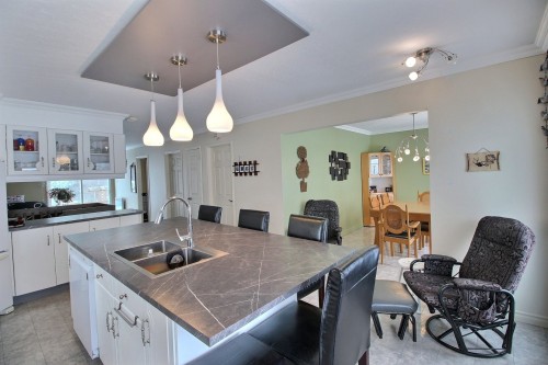 Cuisine - 38 Av. Renaud, Rouyn-Noranda, QC - Indoor Photo Showing Kitchen With Double Sink