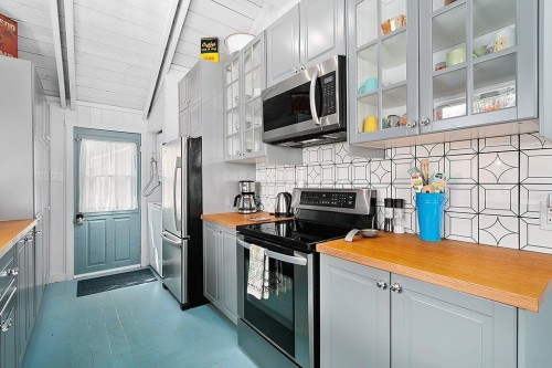 Cuisine - 56 Ch. Wharf, Bristol, QC - Indoor Photo Showing Kitchen