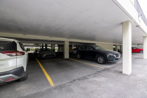 Parking - 316-4580 Prom. Paton, Laval (Chomedey), QC - Indoor Photo Showing Garage