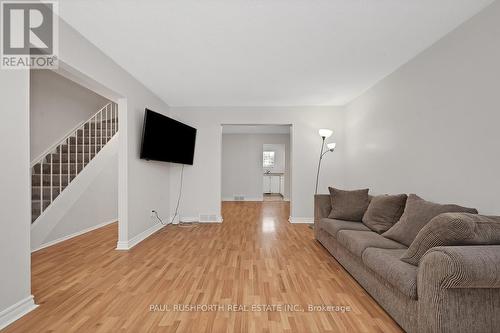 Living Room - 1107 Meadowlands Drive, Ottawa, ON - Indoor Photo Showing Living Room