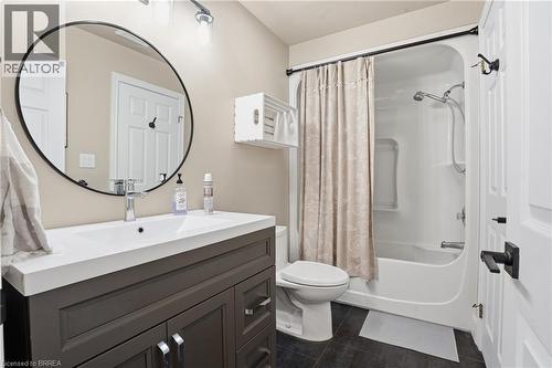 12 Denby Road, Port Dover, ON - Indoor Photo Showing Bathroom