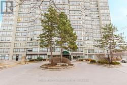 1101 - 26 HANOVER ROAD  Brampton, ON L6S 4T2