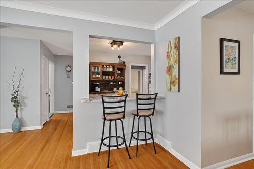 122 De Graff Bay, Winnipeg, MB - Indoor Photo Showing Other Room