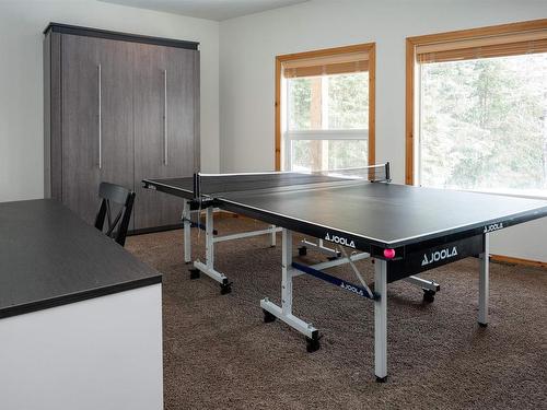 220D Phantom Drive, Kenora, ON - Indoor Photo Showing Other Room