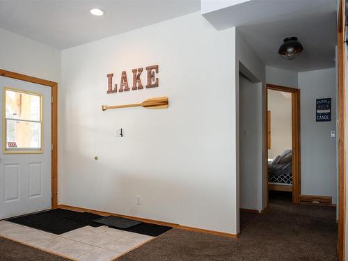 220D Phantom Drive, Kenora, ON - Indoor Photo Showing Other Room