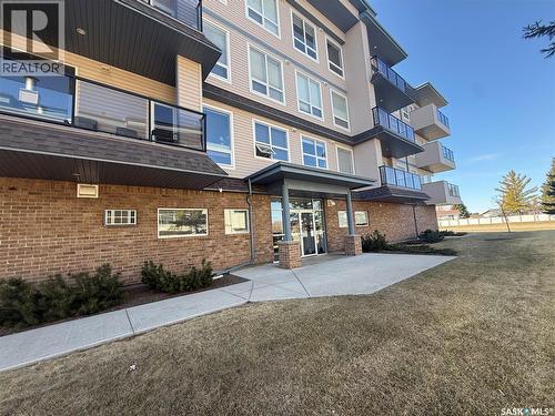 306 339 Morrison Drive, Yorkton, SK - Outdoor With Balcony