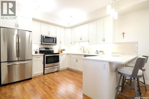 306 339 Morrison Drive, Yorkton, SK - Indoor Photo Showing Kitchen With Upgraded Kitchen