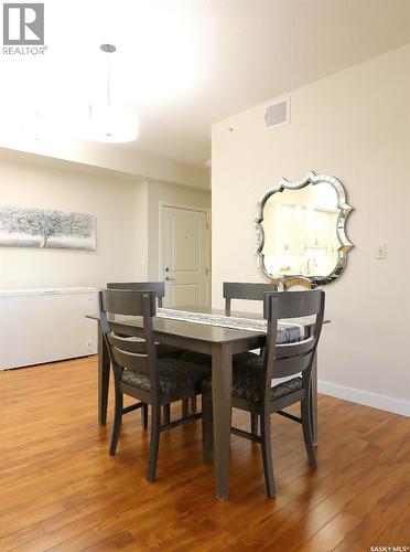 306 339 Morrison Drive, Yorkton, SK - Indoor Photo Showing Dining Room