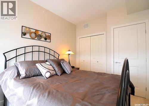 306 339 Morrison Drive, Yorkton, SK - Indoor Photo Showing Bedroom