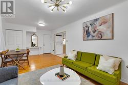 15 - 2 VINELAND AVENUE  Hamilton, ON L8M 1R4