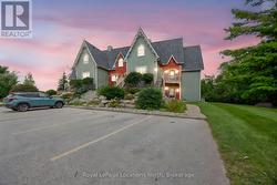 121 - 170 SNOWBRIDGE WAY  Blue Mountains, ON L9Y 0V1