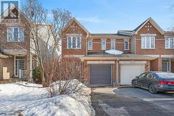 229 SADDLESMITH CIRCLE  Ottawa, ON K2M 2Z1