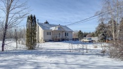 860 Ch. Bethany  Lachute, QC J8H 2C5