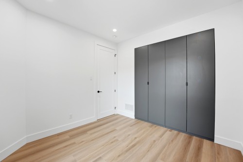 Chambre à coucher - 137 Av. Querbes, Montréal (Outremont), QC - Indoor Photo Showing Other Room