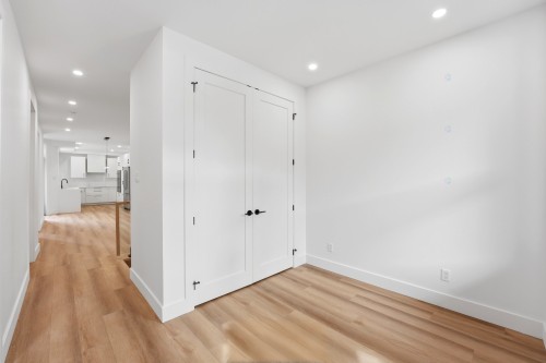 Hall d'entrée/Vestibule - 137 Av. Querbes, Montréal (Outremont), QC - Indoor Photo Showing Other Room