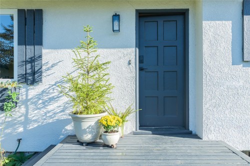 273 Maliview Dr, Salt Spring, BC 