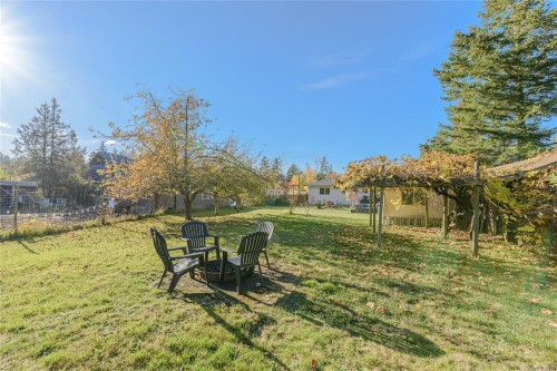 273 Maliview Dr, Salt Spring, BC 