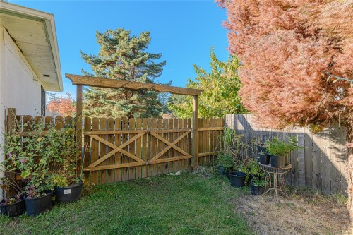 273 Maliview Dr, Salt Spring, BC 