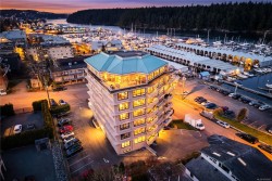 204-375 Newcastle Ave  Nanaimo, BC V9S 4H9