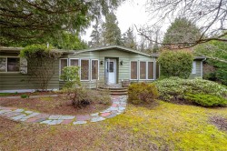 1459 Sunrise Dr  Parksville, BC V9P 1X6