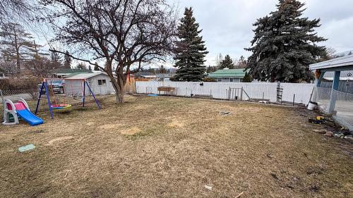 824 12Th Street, Cranbrook, BC - Outdoor