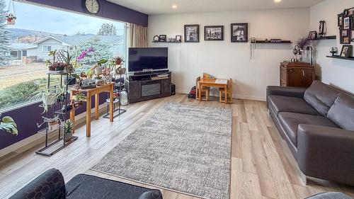 824 12Th Street, Cranbrook, BC - Indoor