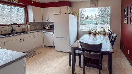 824 12Th Street, Cranbrook, BC - Indoor