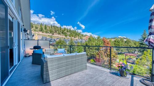 348-6833 Madrid Way, Kelowna, BC - Outdoor