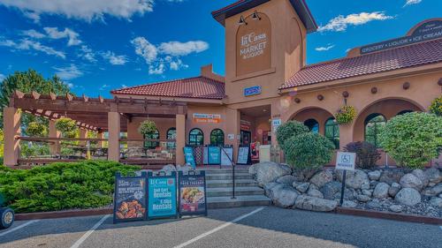 348-6833 Madrid Way, Kelowna, BC - Outdoor