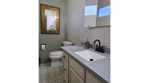 606 302Nd Street, Kimberley, BC - Indoor Photo Showing Bathroom