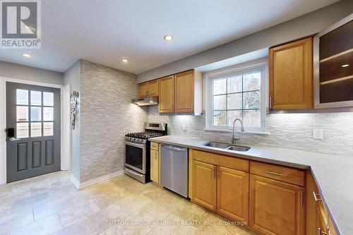 2225 Rambo Road, Mississauga, ON - Indoor Photo Showing Kitchen With Double Sink