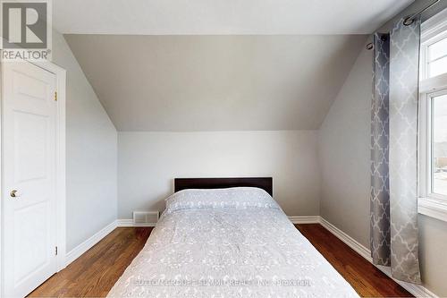 2225 Rambo Road, Mississauga, ON - Indoor Photo Showing Bedroom