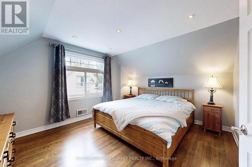 2225 Rambo Road, Mississauga, ON - Indoor Photo Showing Bedroom