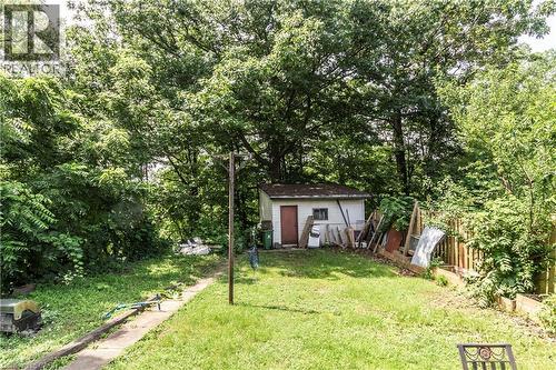 404 Queenston Road, Hamilton, ON - Outdoor