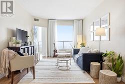 611 - 5 CONCORDE PLACE  Toronto, ON M3C 3M8