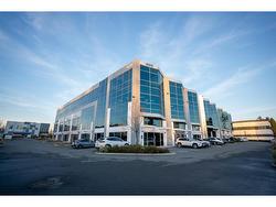 305 15315 66 AVENUE  Surrey, BC V3S 2A1