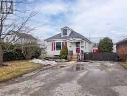 440 PINE STREET E  Gananoque, ON K7G 1E3