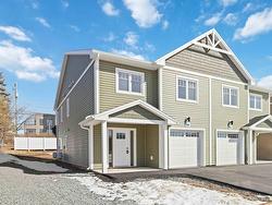 12 Nottingham Lane  Enfield, NS B2T 0T2