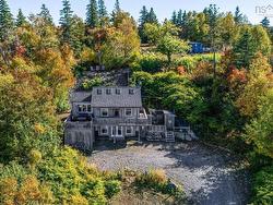 54 Cove Road  Halls Harbour, NS B0P 1J0