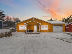 22 Hillside Drive  Bridgewater, NS B4V 3C7