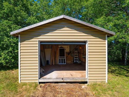 1286 Elderkin Road, Apple River, NS 