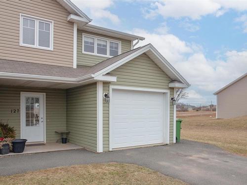 127 Heron Drive  Stratford, PE C1B 0L5