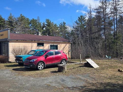 11799 Highway 8, Kempt, NS 