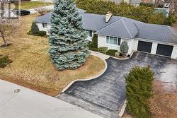 281 PINEHURST DRIVE  Oakville (Fd Ford), ON L6J 4X2