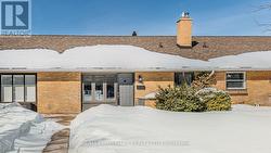 16 BURDOCK LANE  Toronto, ON M3C 2G5